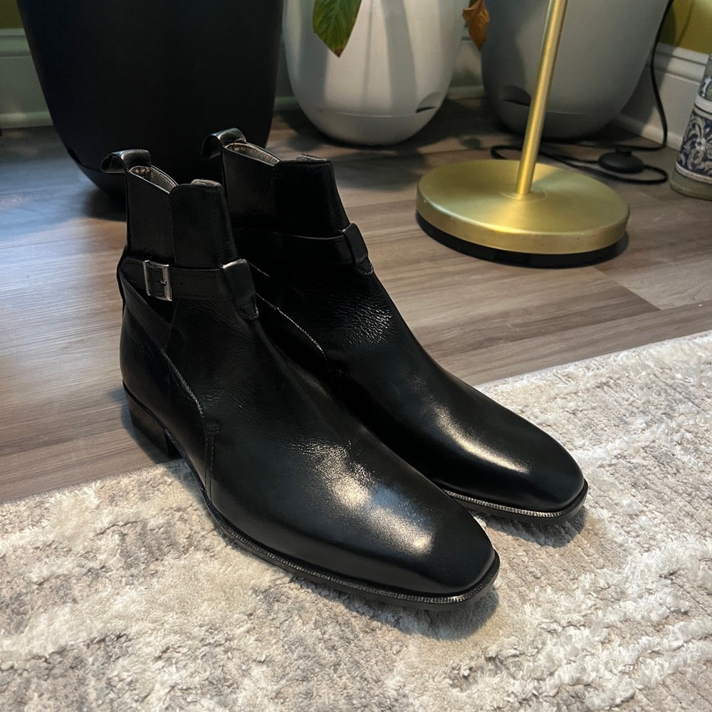 Black Handmade Pure Leather Men's Boots - Like New